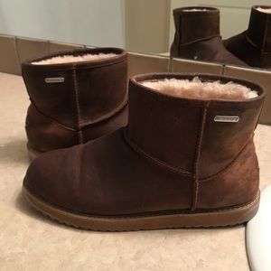 Emu Boots